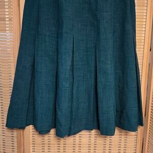 Wool blend teal green pleated Classic minilmalist